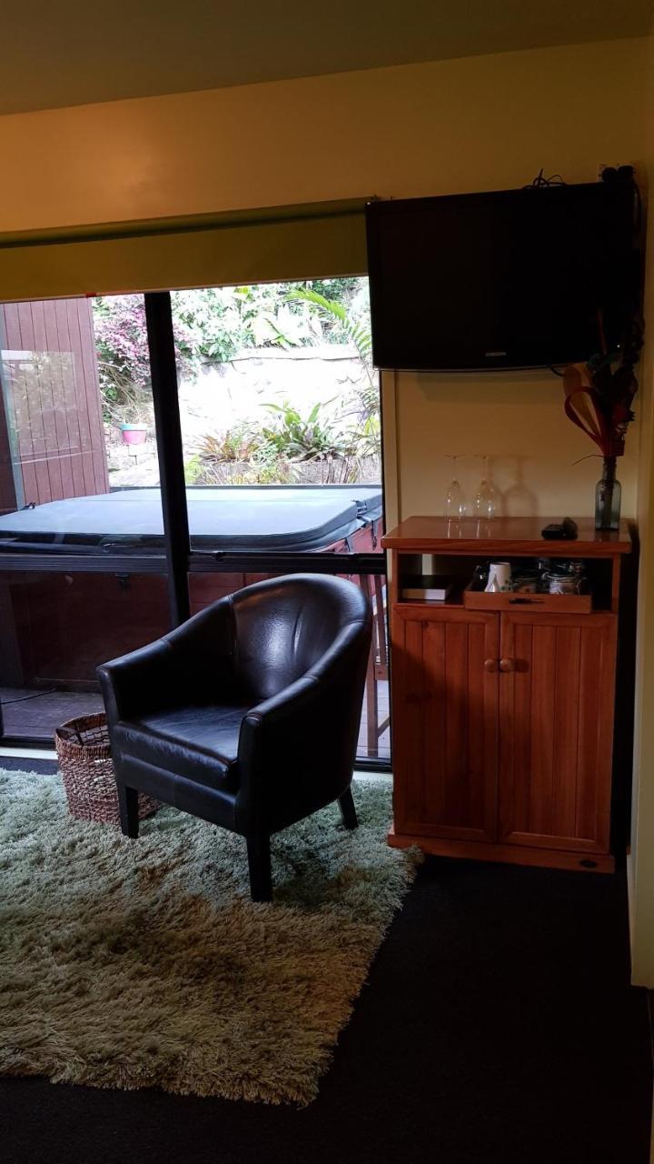 Pohutukawa Coast Bnb Te Puru Luaran gambar